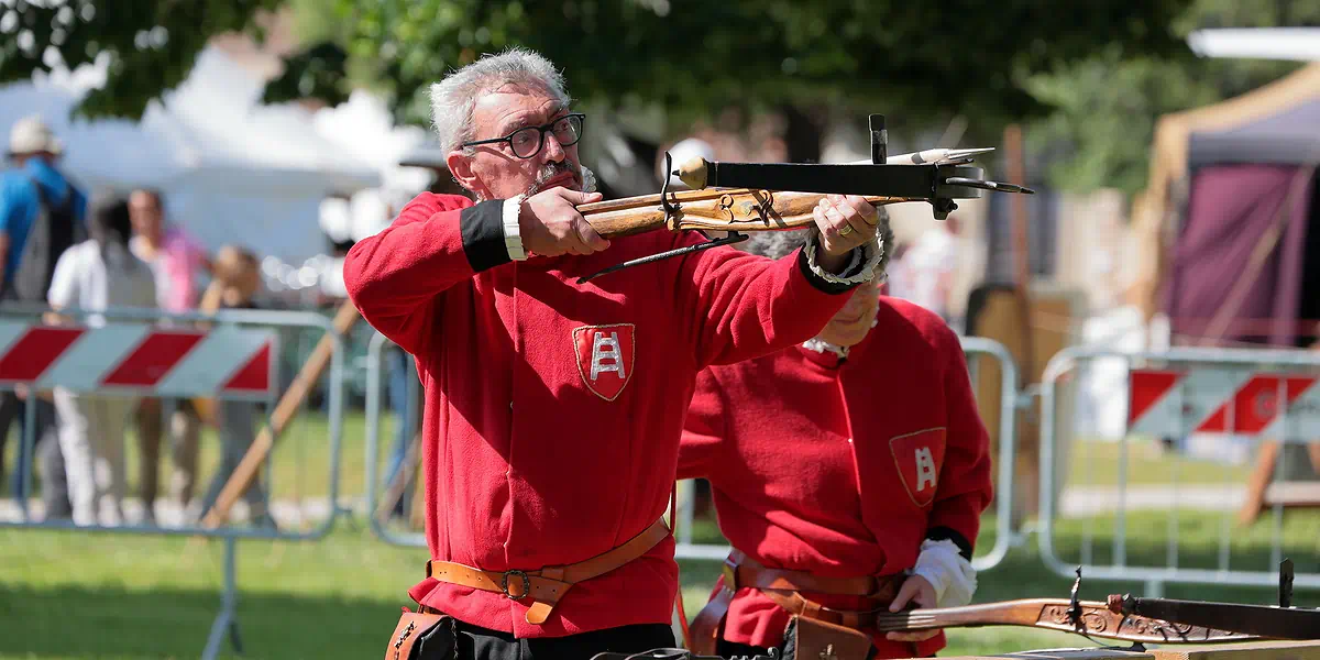 Torneo di balestra manesca