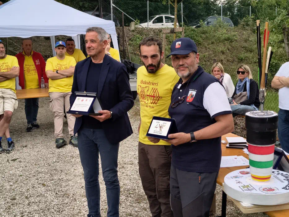 Premiazione secondo posto squadra Contrade